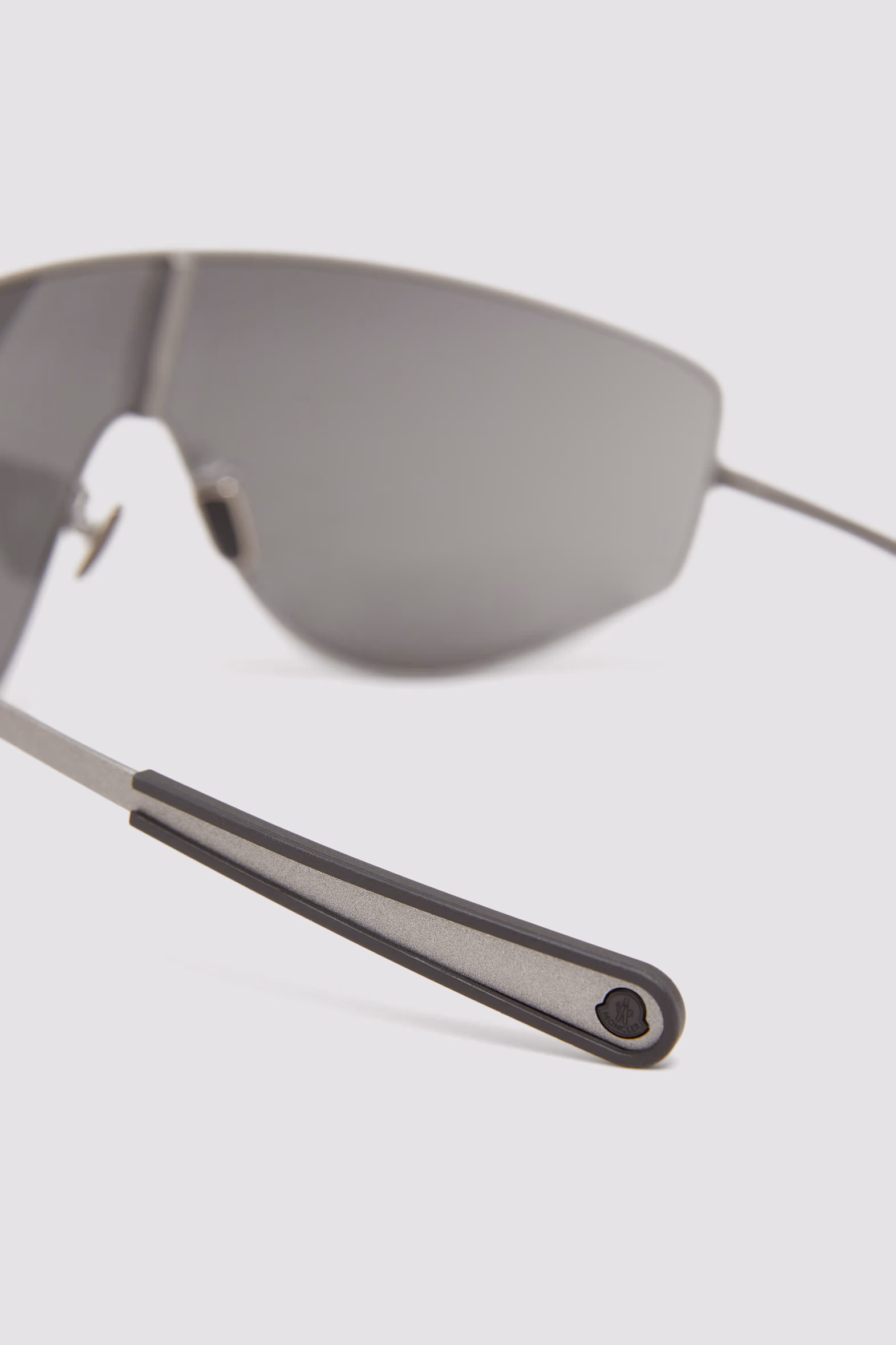 Tanium Pilot Sunglasses MATTE FROZEN Moncler 6